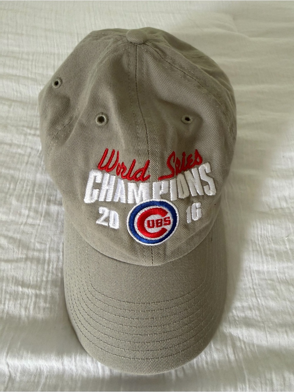 Chicago CUBS 2016 World Series Champions Beige Baseball Cap